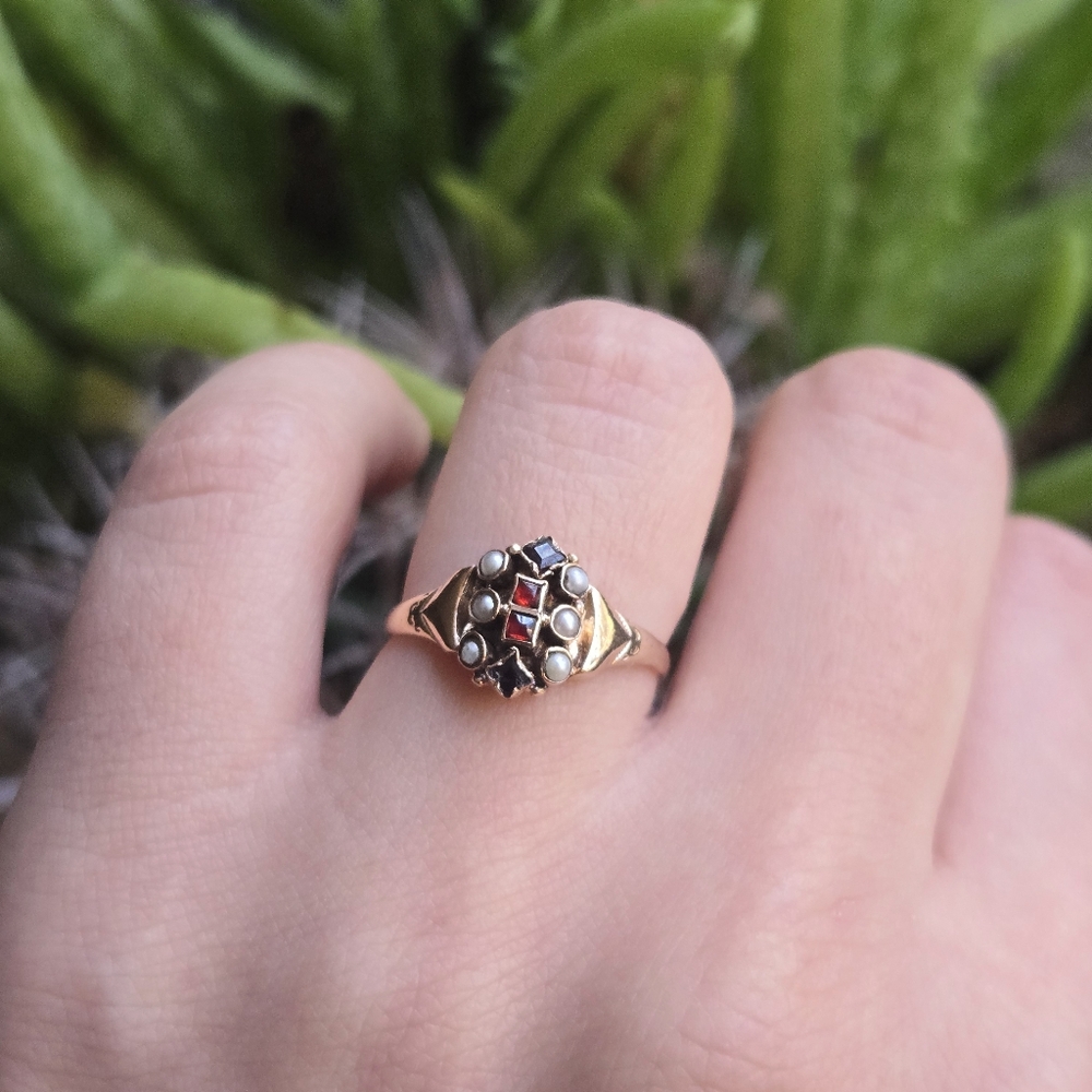 Antique 10K Art Nouveau Solid Gold Garnet, Sapphire & Seed Pearl Ornate Ring, 6 - Picture 11 of 16